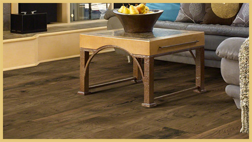 Visit Simmons Floor Covering for the latest trends in laminate & luxury vinyl. You'll be amazed at our selection!